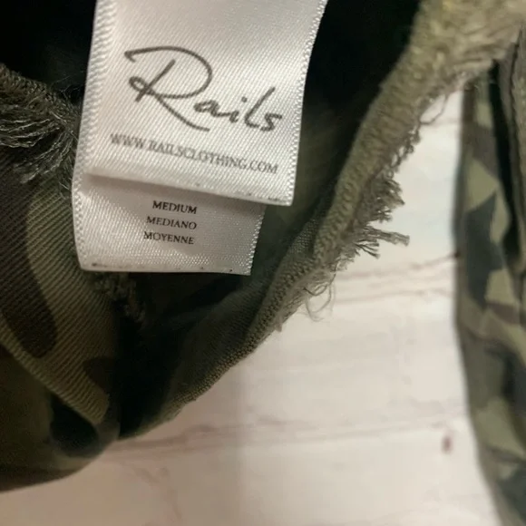 Rails Green Star Camo Utility Jacket Size M - Picture 6 of 9